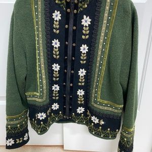 Icelandic Green Womens Sweater L